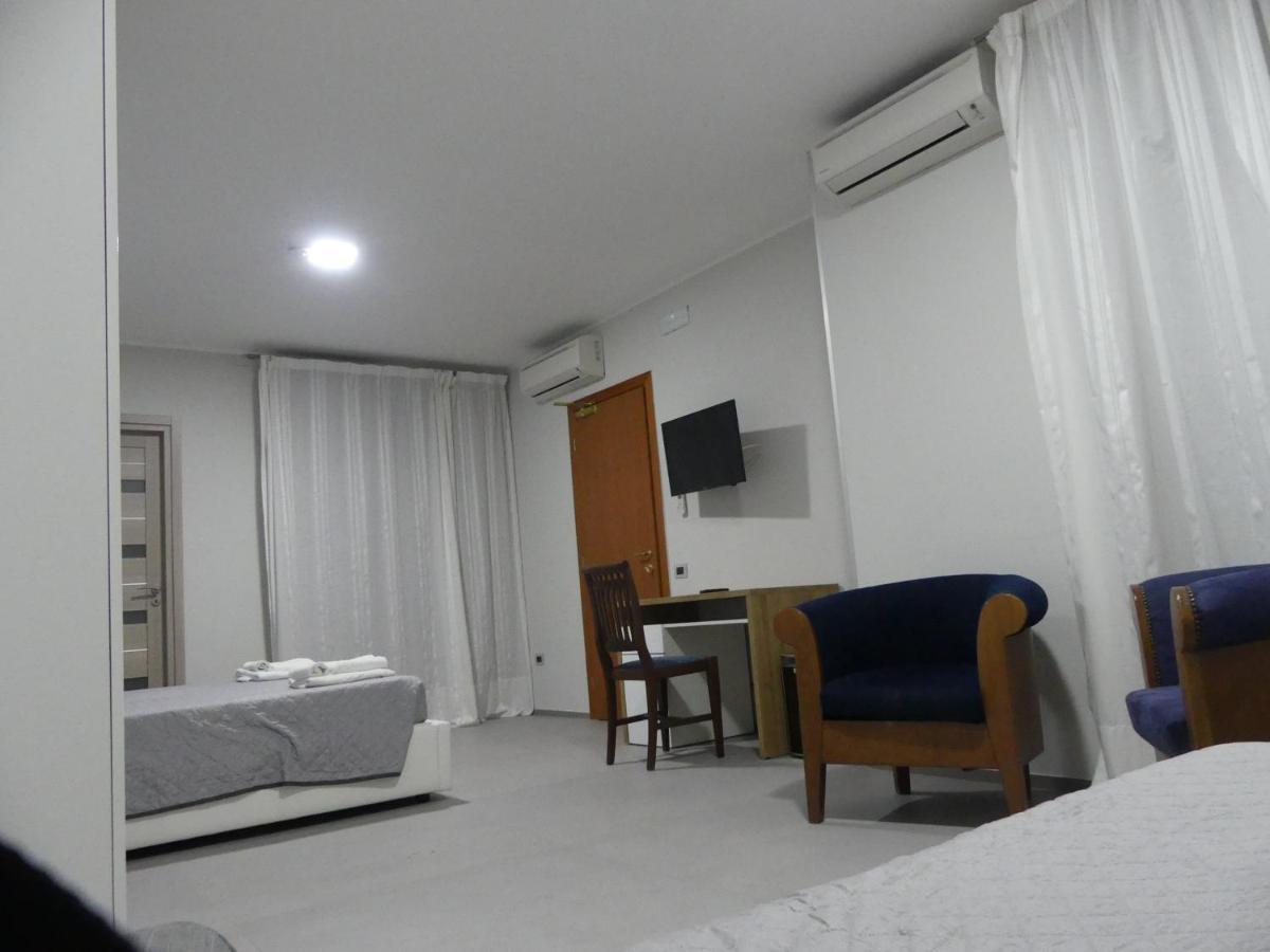 Albergo Piazza Risorgimento Porto Cesareo Zewnętrze zdjęcie