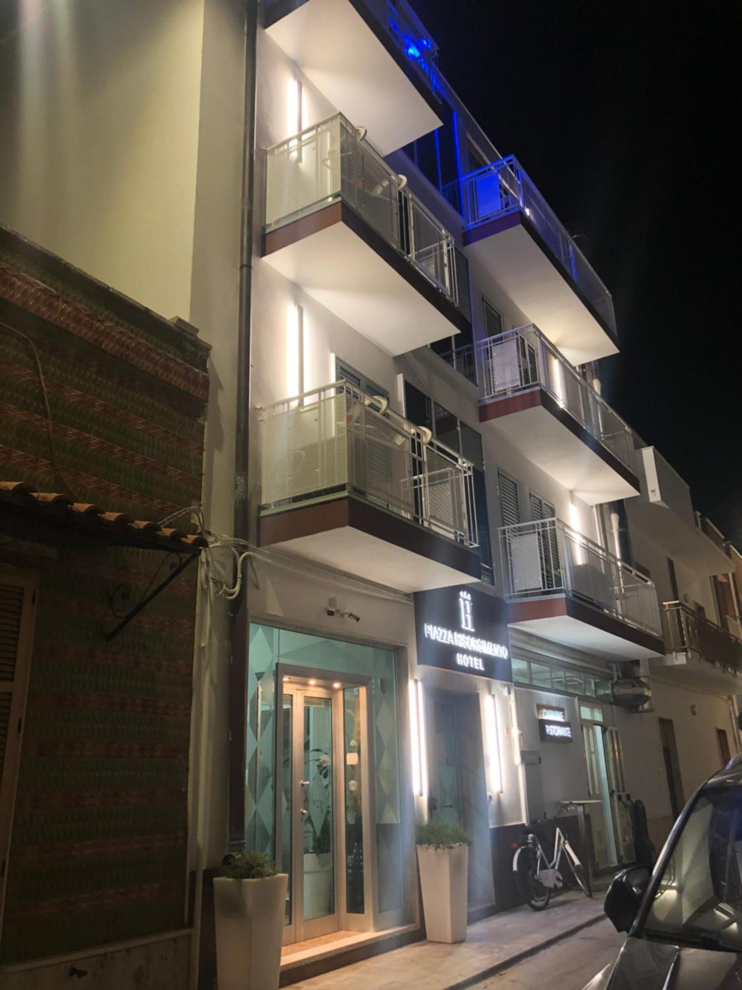 Albergo Piazza Risorgimento Porto Cesareo Zewnętrze zdjęcie